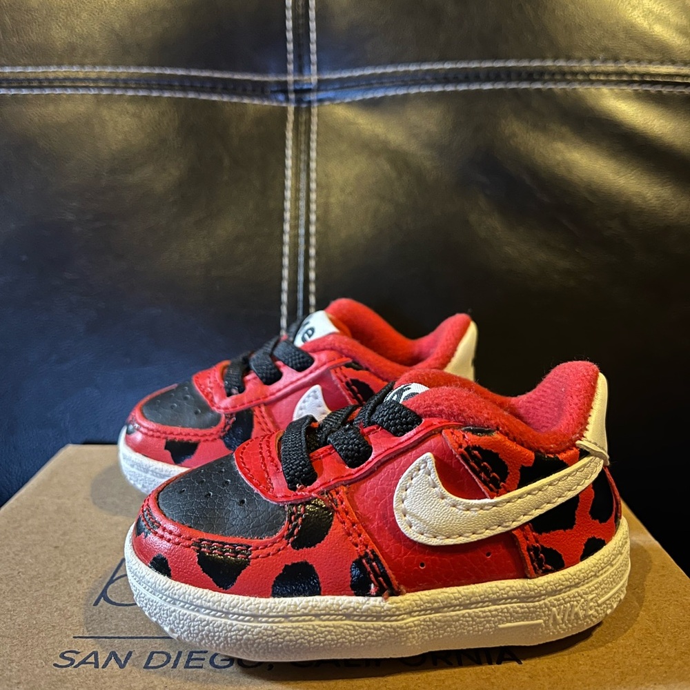 Nike Air Force 1 Crib SE Baby Ladybug shoes
